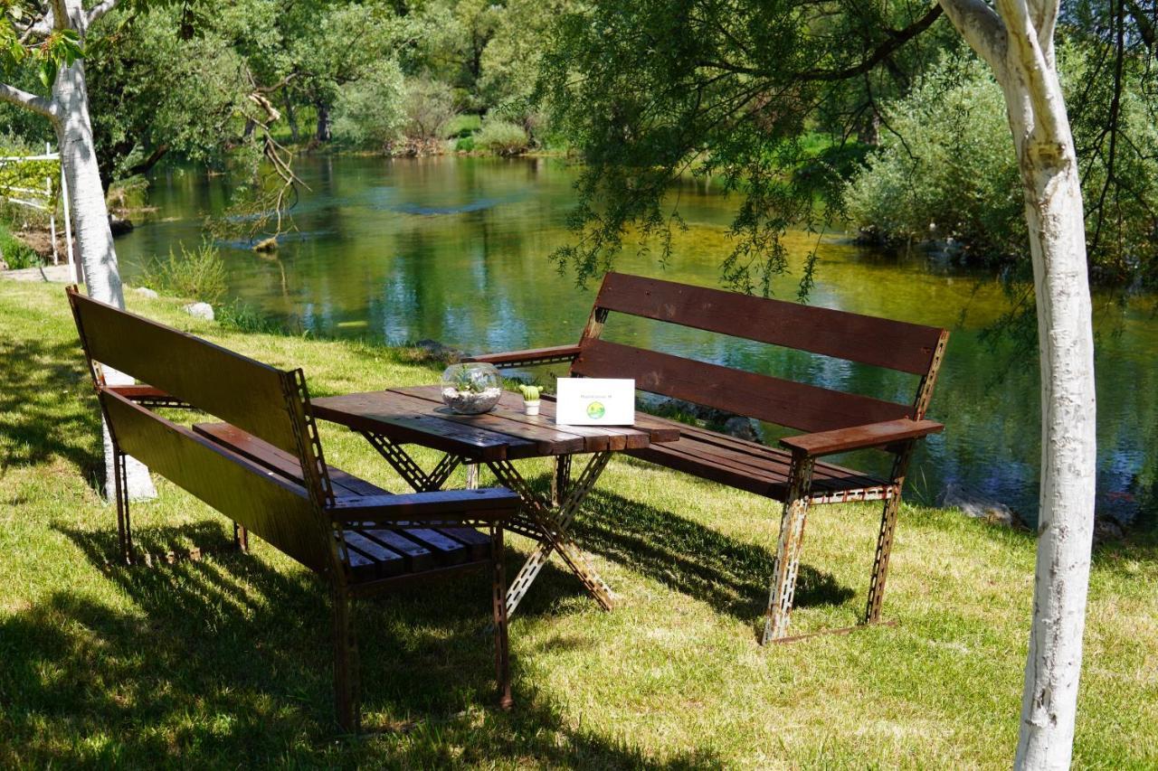 Apartments Manitovac M Nikšić Buitenkant foto